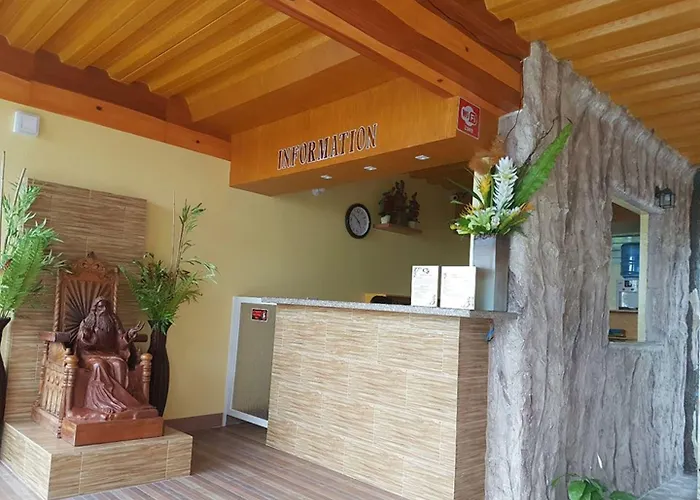 Hotel Gingging And 3*